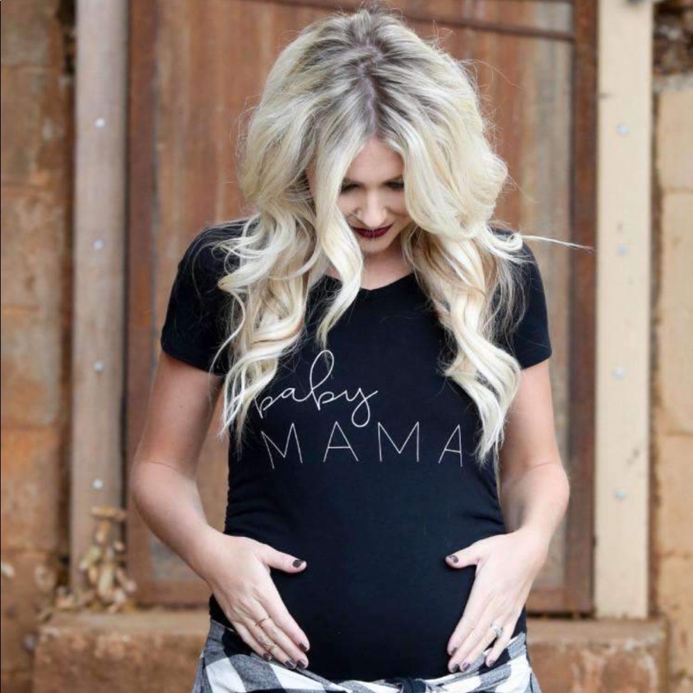 To little arrows baby mama maternity shirt! New!